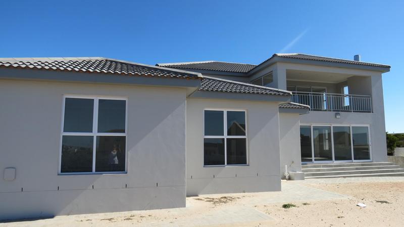 4 Bedroom Property for Sale in Myburgh Park Western Cape